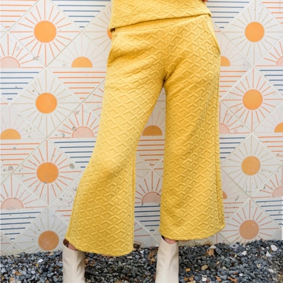 Ivy Jane / Uncle Frank Golden Yellow Quilted Pants Size:S NWT - Picture 1 of 6